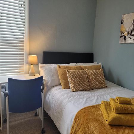 Garfield Road Villa Gillingham  Ngoại thất bức ảnh