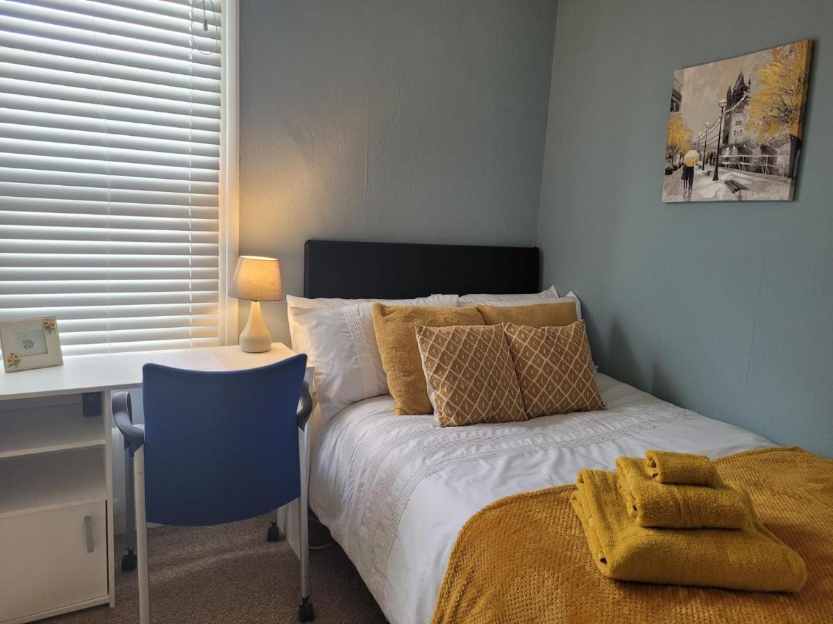 Garfield Road Villa Gillingham  Ngoại thất bức ảnh