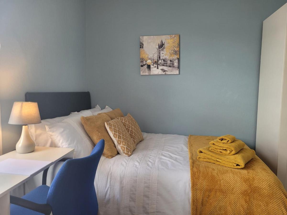 Garfield Road Villa Gillingham  Ngoại thất bức ảnh