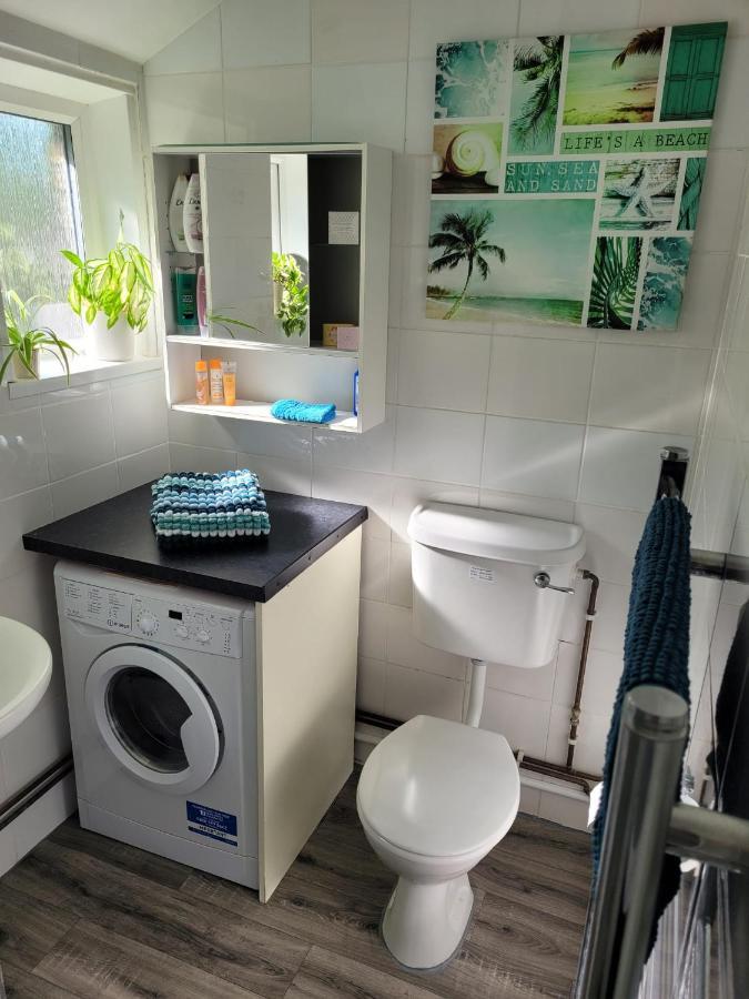 Garfield Road Villa Gillingham  Ngoại thất bức ảnh
