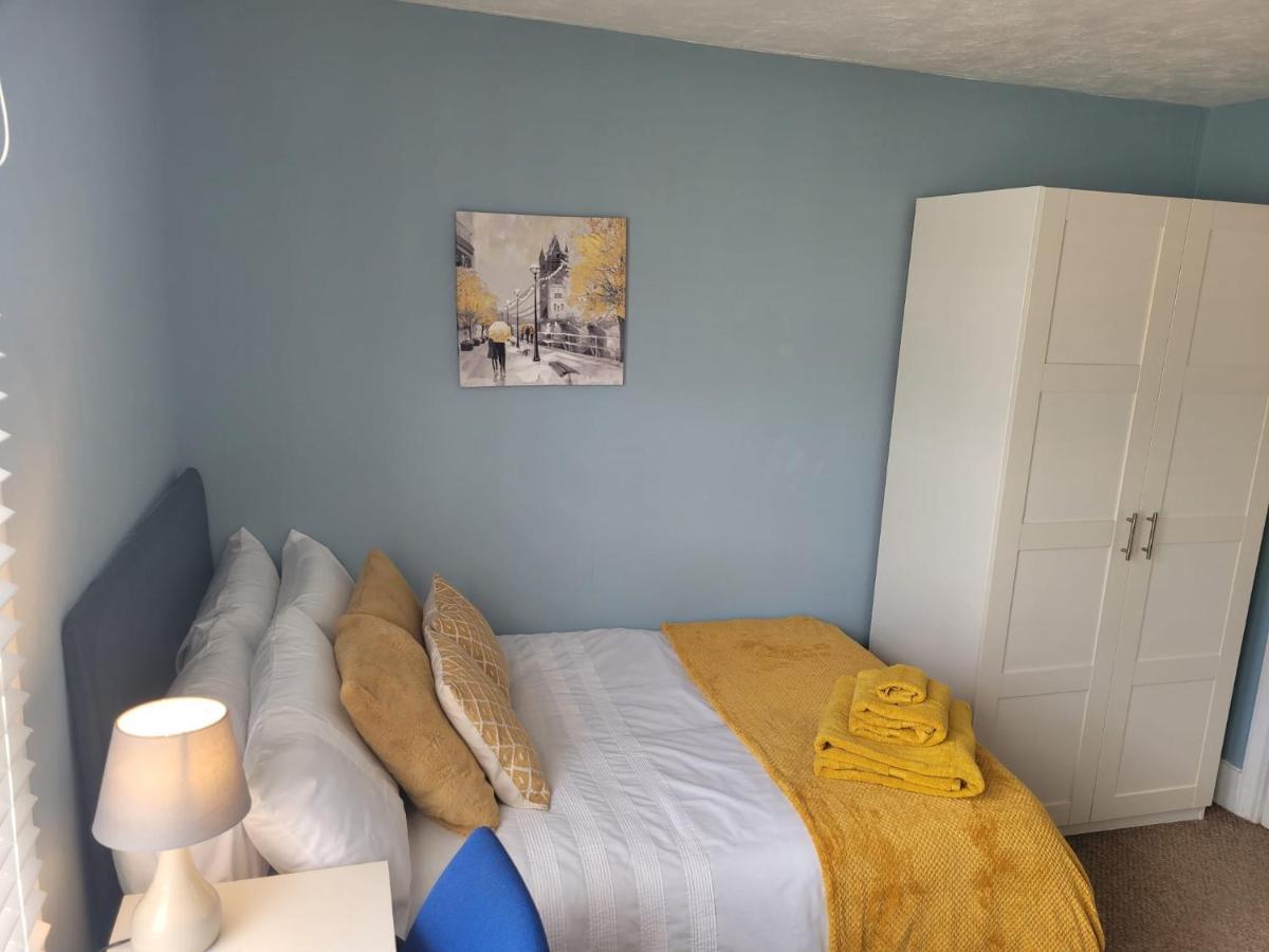 Garfield Road Villa Gillingham  Ngoại thất bức ảnh